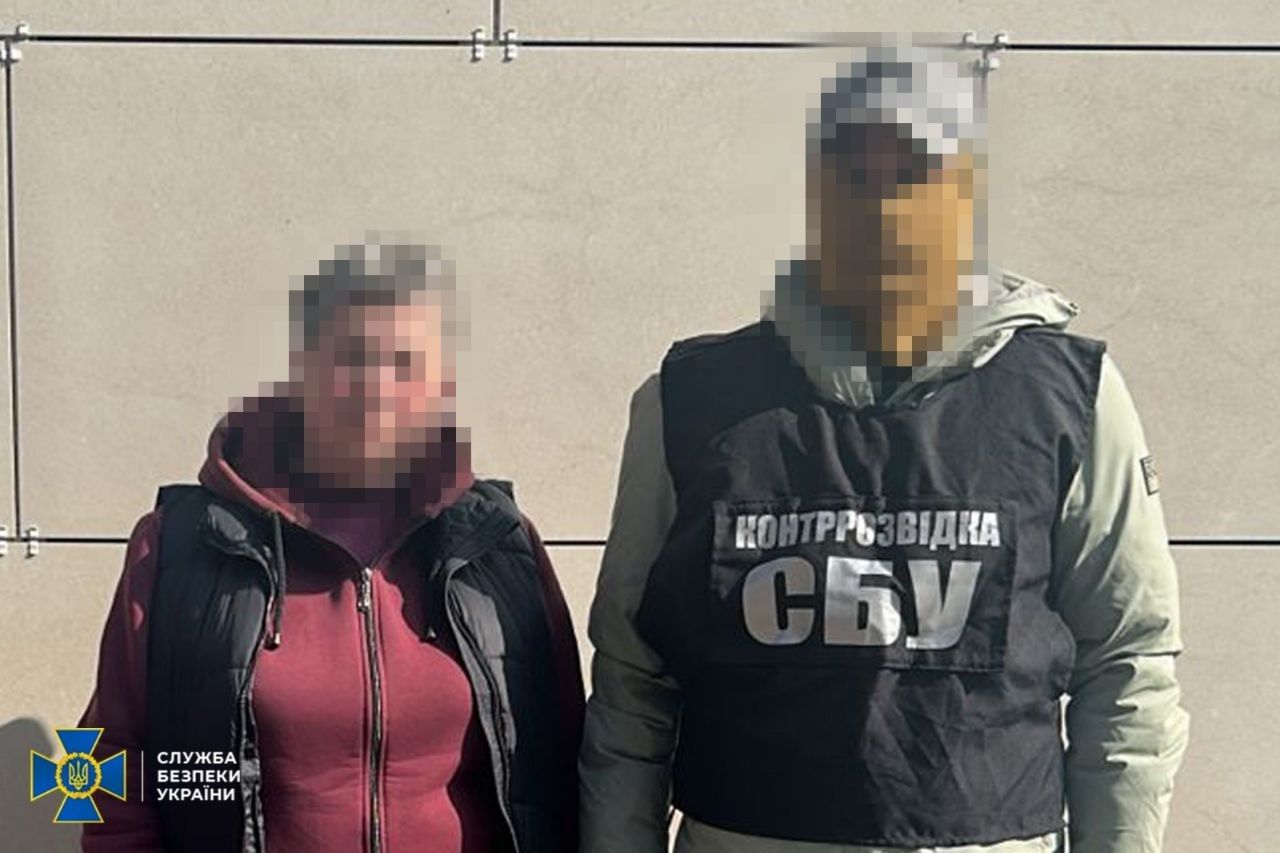 СБУ задержала агентку ФСБ, передававшую оккупантам позиции ВСУ на Киевщине и Харьковщине