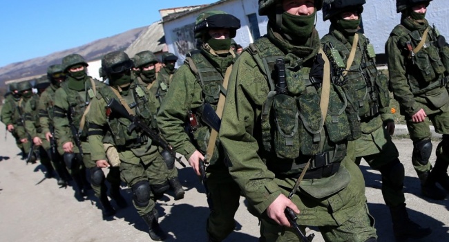 Россия перебросила на границу с Украиной тысячи военных и боевую технику: Тымчук показал карту 