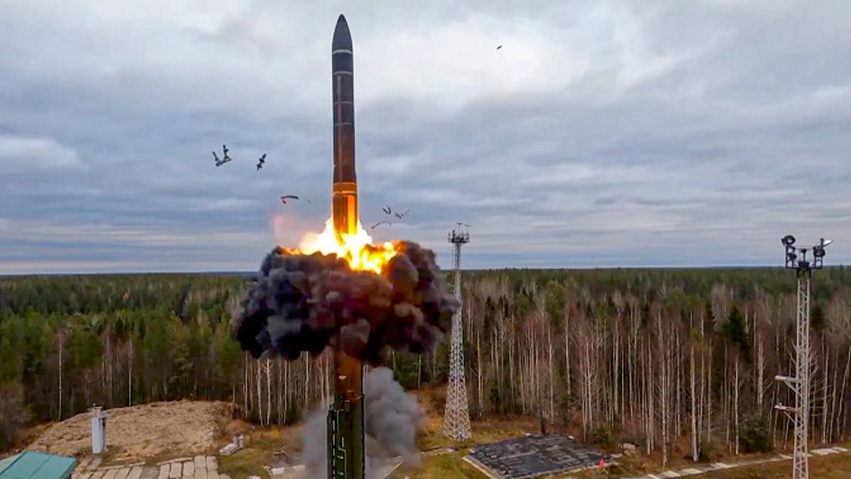Учебно-боевой запуск российской МБР ракеты "Ярс": у армии РФ что-то пошло не так – Defence Express