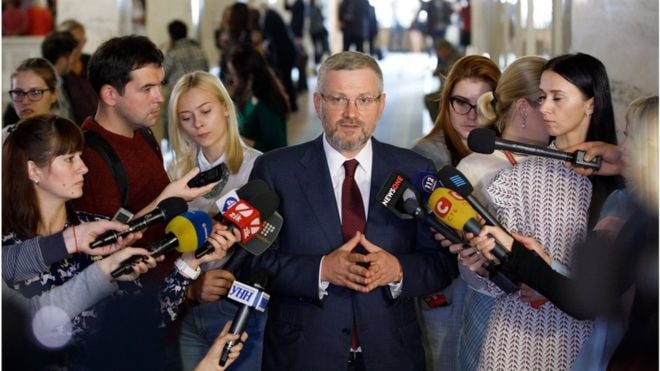 "Расколотая оппозиция" выдвинула еще одного кандидата: Вилкул заявил, что не даст Украине вступить в НАТО и ЕС 