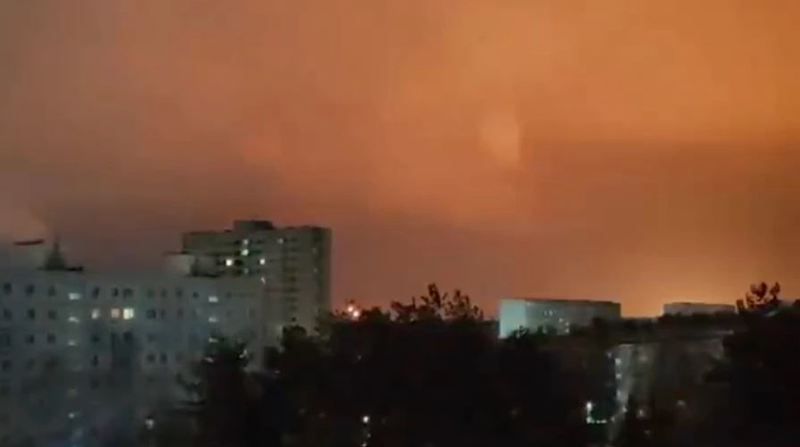 БПЛА ВСУ в восьмой раз за год ударили по Сызранскому НПЗ и оставили россиян без электричества