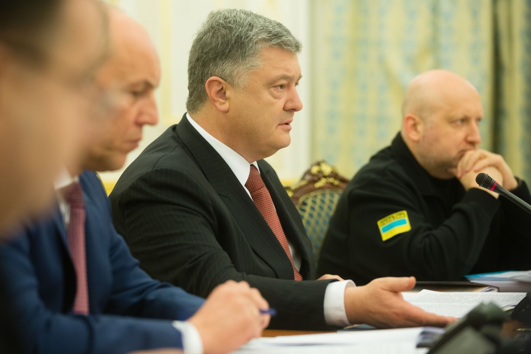 Макаровский: Порошенко нанес "удар" по рейтингу Тимошенко и Зеленского, новые данные показали совершенно другой результат