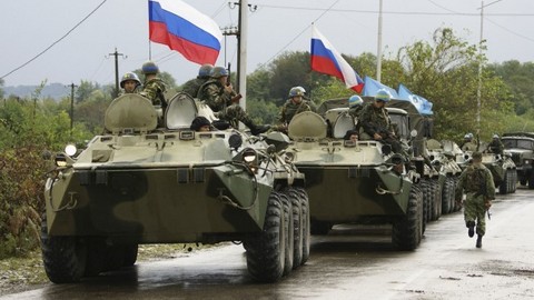 Российские солдаты в миротворческой миссии на Донбассе: Волкер назвал Москве принципиальное условие США
