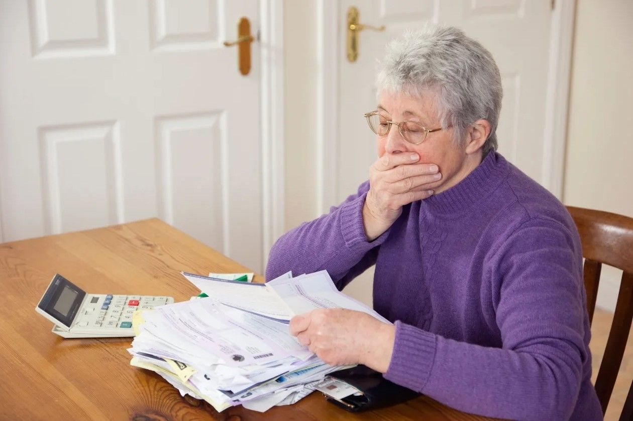 С 1 января у некоторых украинцев оклады увеличатся почти на 150% -  Минсоцполитики о решении Кабмина