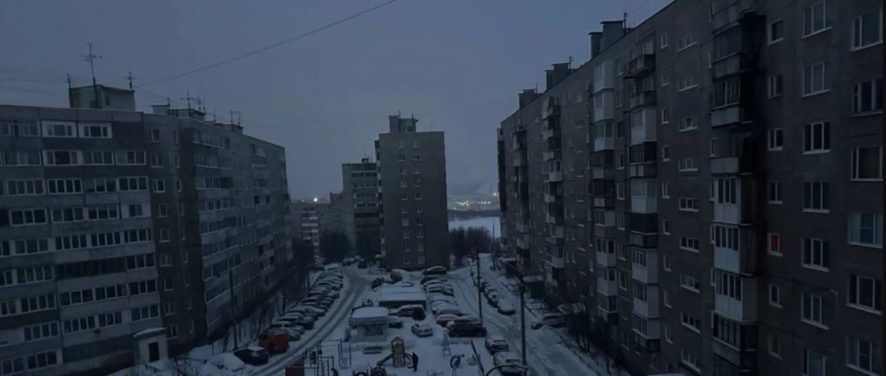 В Заполярье Мурманская область РФ во тьме: власти заявляют о подаче электричества, но местные жители опровергают их слова