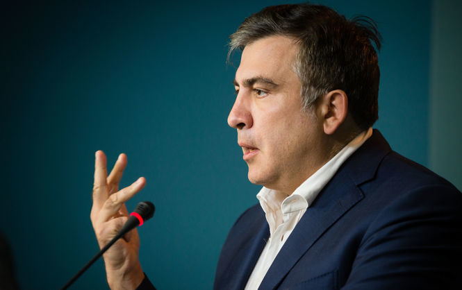 "Поездка в багажнике не относится к числу любимых мной способов путешествовать", - Саакашвили буквально поклялся, что вернется в Украину только легально