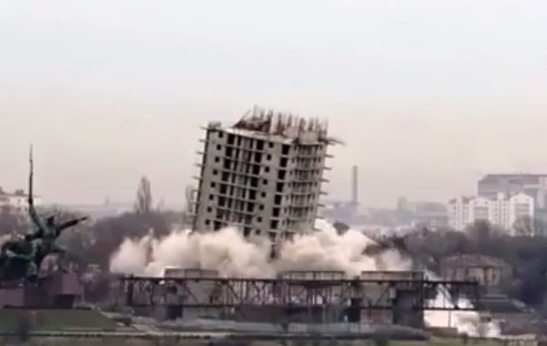 В Севастополе взорвали шестнадцадтиэтажный дом