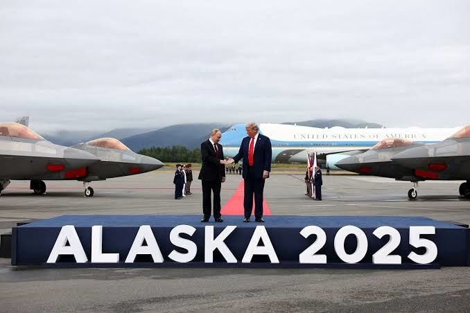 Трамп стал "скептически" относиться к Путину и аннулировал "договоренности Анкориджа" – Axios