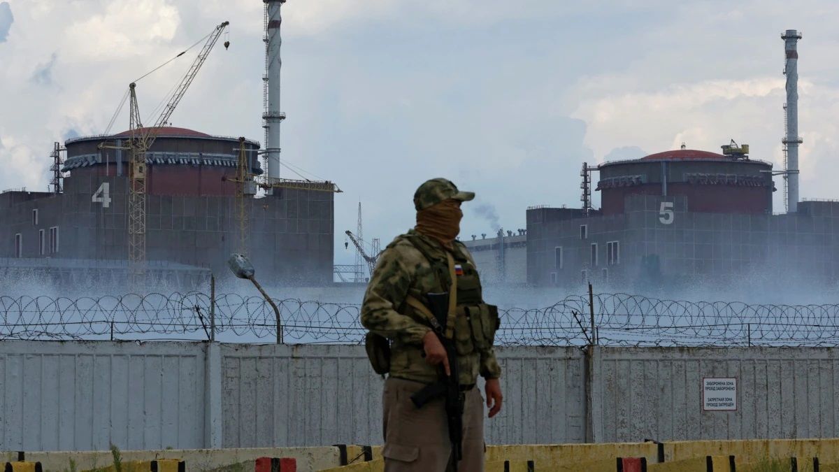 ​Оккупанты наращивают военное присутствие на станции: в Bellingcat показали снимки с ЗАЭС