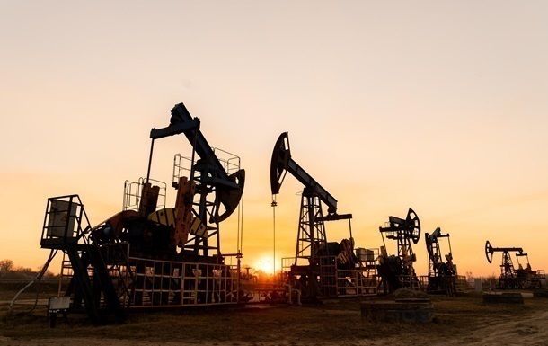 Цена на нефть снизилась еще больше, закрепившись ниже психологической отметки, – график