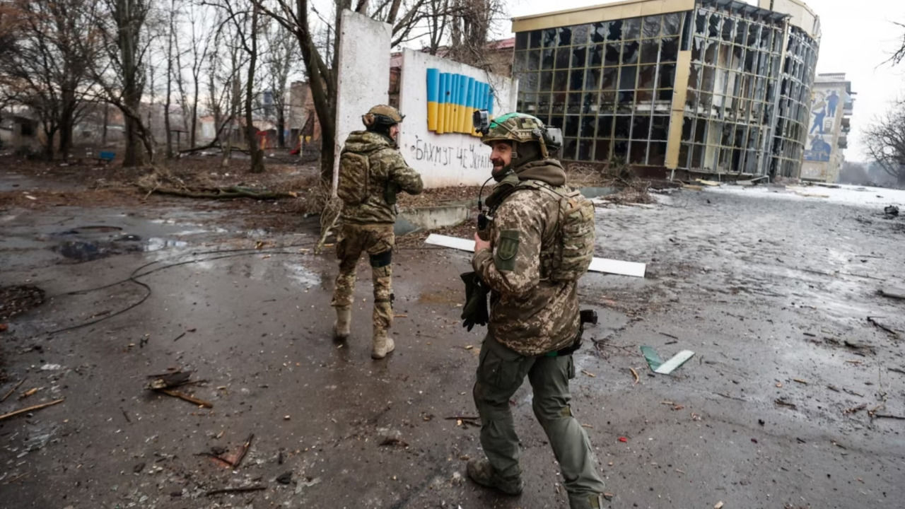 ​Вокзал под контролем украинской армии: в ВСУ и ISW рассказали о боях за Бахмут
