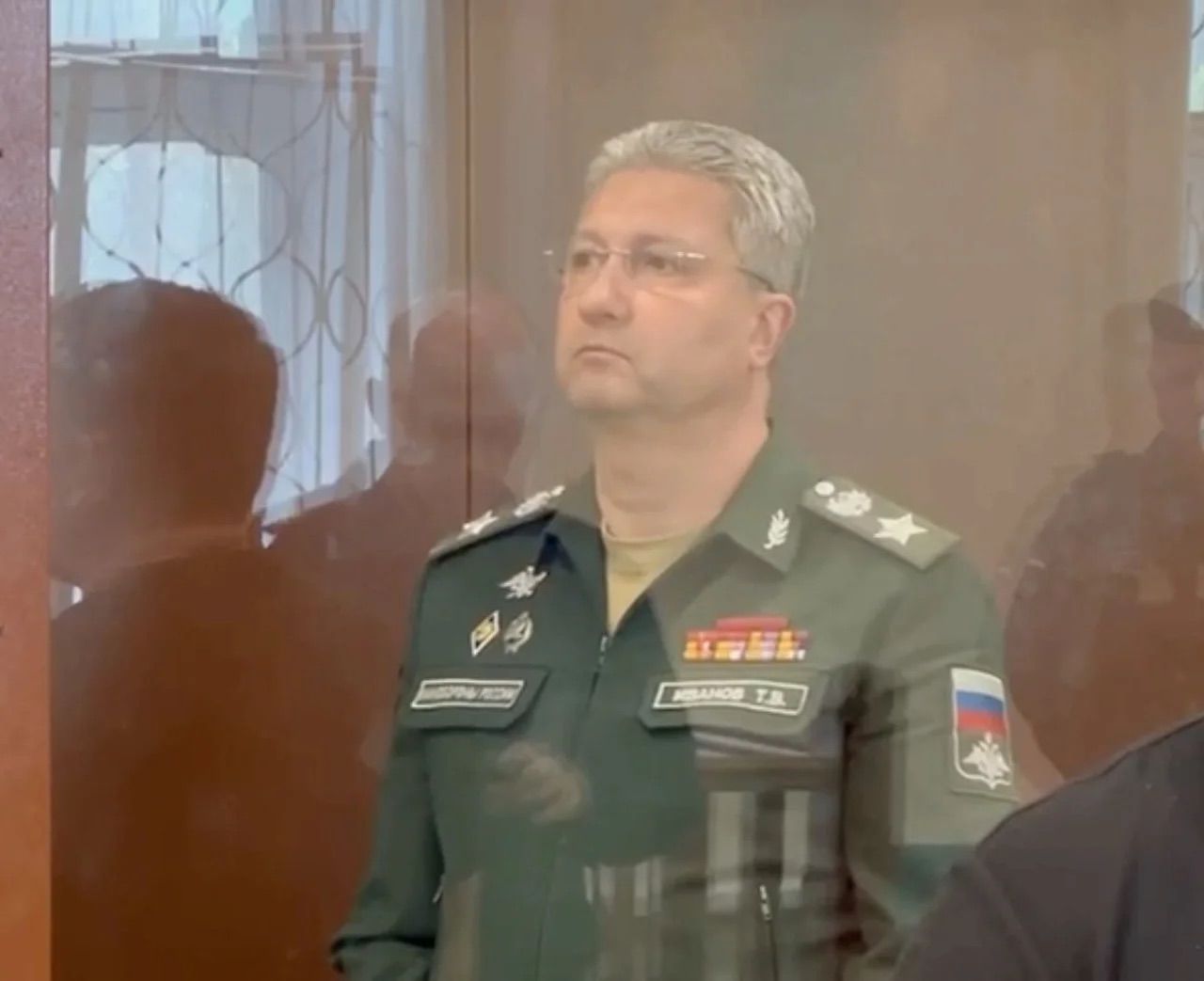 Бывшего зама Шойгу приговорили к 13 годам тюрьмы: стало известно, в чем его обвиняют