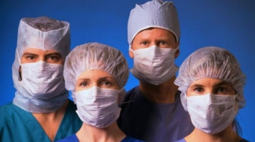 "Мы его вылечим, он вырастет и пойдет убивать русских", - появилась информация об отказе российских врачей лечить детей из Украины. В социальных сетях разгорелась дискуссия