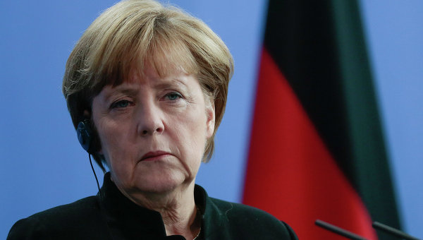 Ангела Меркель: Украинский кризис нельзя решить военным путем