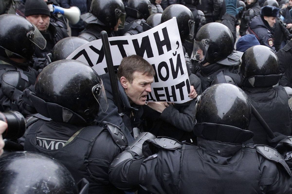 ​Протестов в РФ больше не будет - сторонники Навального пошли другим путем: "Получим тысячи арестованных"