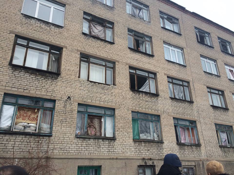 В Донецке после обстрелов обесточена больница и поселок Октябрьский