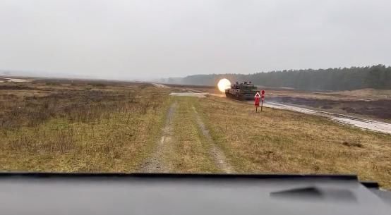 Посол показал видео первого выстрела ВСУ из танка Leopard 2A6 в Германии