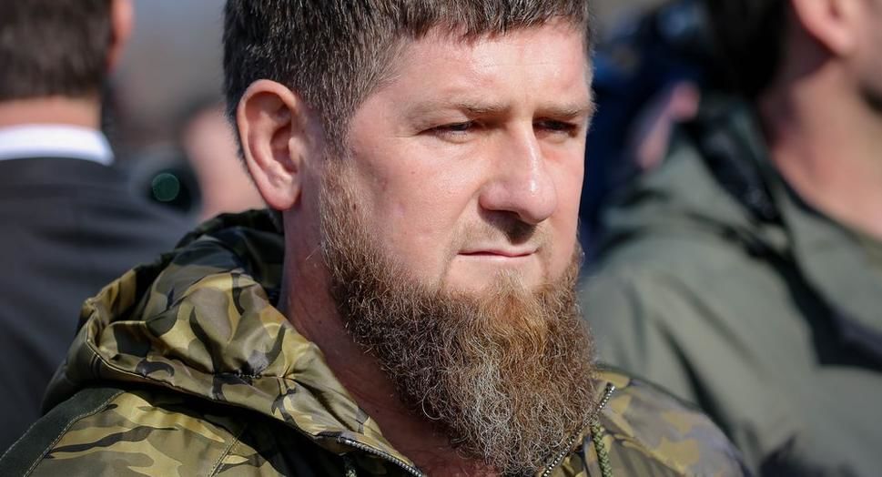 Кадыров заявил, что виновный в потере Лимана "бездарь" сбежал в Луганск, а Генштаб Путина его "покрывает"