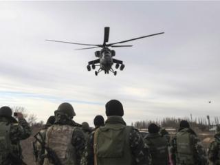 СМИ: Силы ДНР сбили украинский вертолет