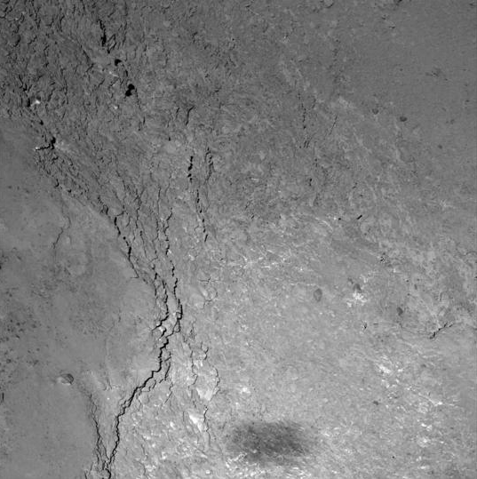 "Розетта" запечатлила собственную тень на комете Чурюмова-Герасименко