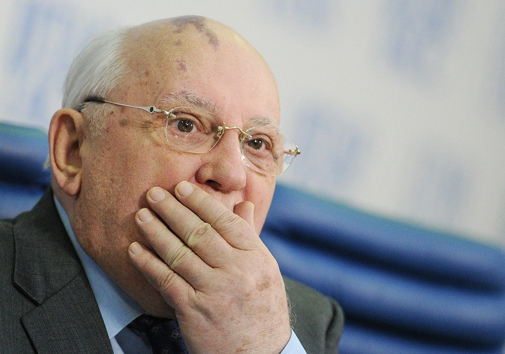 Экс-президент СССР Михаил Горбачев пообещал "не ездить" в Украину и Евросоюз