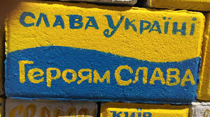 "Пацан пока еще не знает, насколько это крутой кадр": юный японец в украинской футболке вызвал ажиотаж в Сети