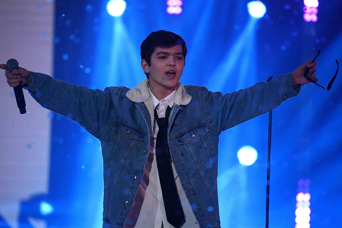 В Казахстане восстали против певца-путиниста из России после его антиукраинского поступка на концерте