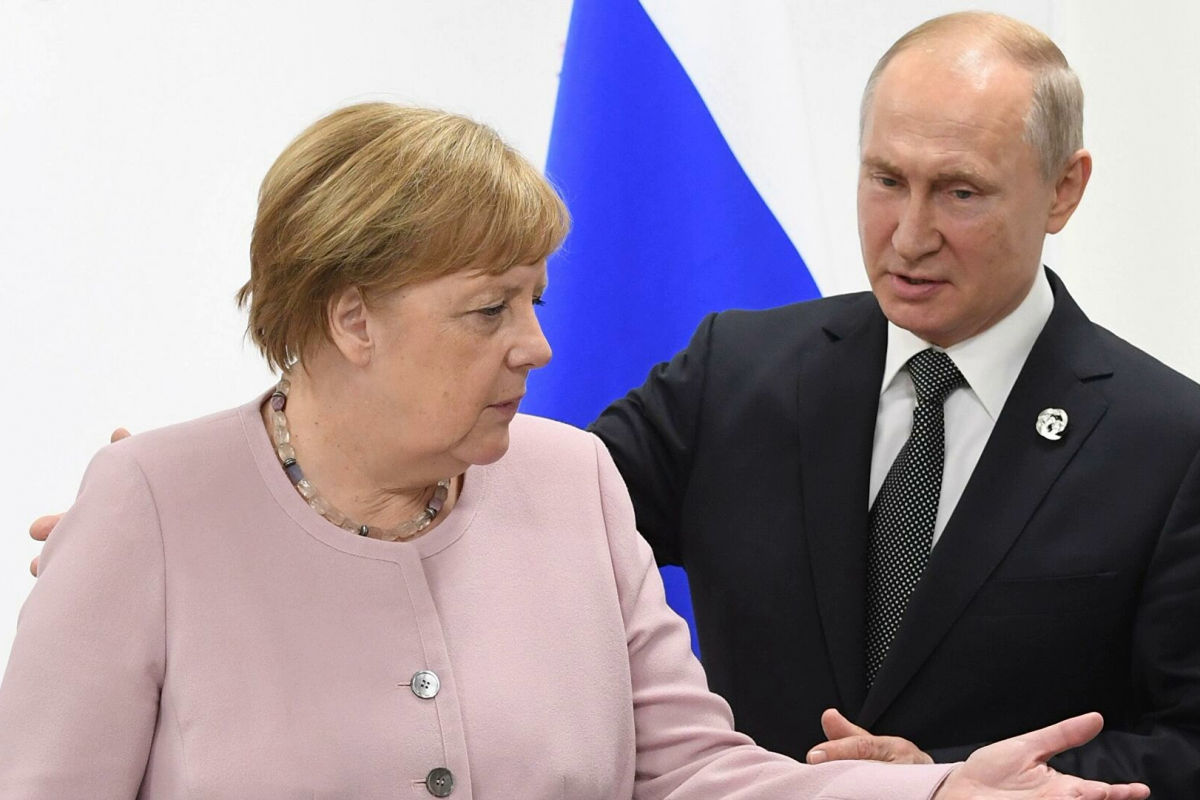 Меркель перед визитом в Киеве летит к Путину – Пионтковский прогнозирует проблемы