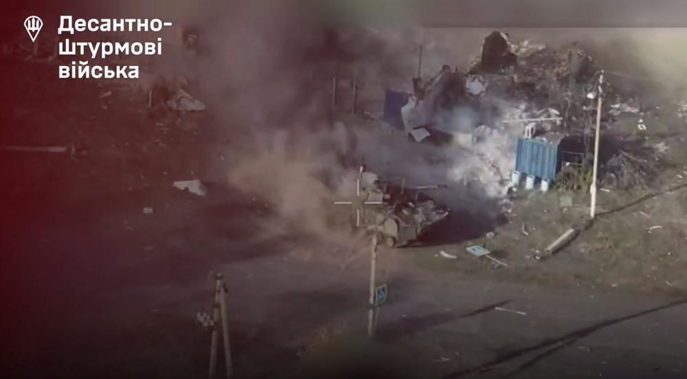 На Курщине десант ВСУ FPV-дроном уничтожил БМД оккупантов – видео боя крупным планом
