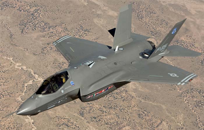 Польша готовится к войне с Россией и приобретет десятки американских истребителей пятого поколения F-35