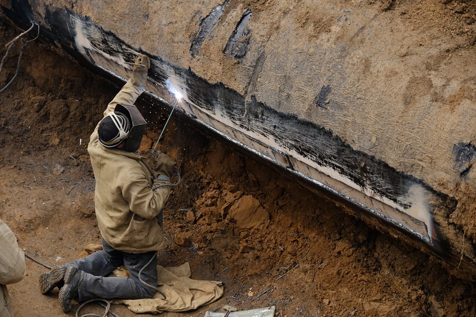 Оккупанты обстреляли ремонтников под Васильевкой - Мариуполь и 3 района Донбасса остались без воды