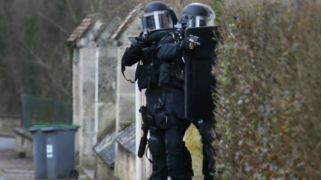 BBC: братья Куаши не хотят сдаваться полиции Франции и готовы стать смертниками