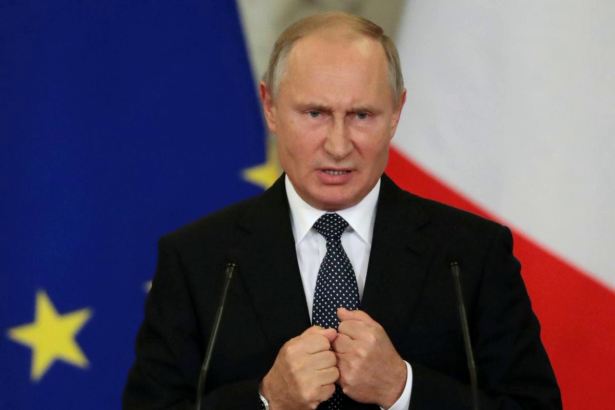 ​Путин своей подписью "убил" Интернет в РФ - россияне прощаются со Всемирной паутиной