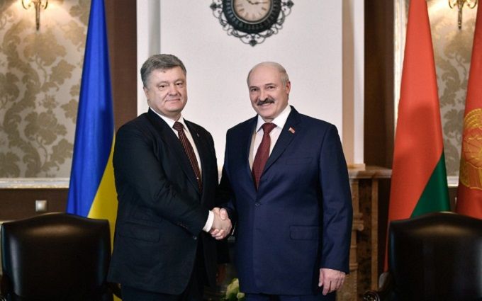 "Мы не желаем, чтобы Россия атаковала Украину через Беларусь", - Порошенко во время встречи с Лукашенко 