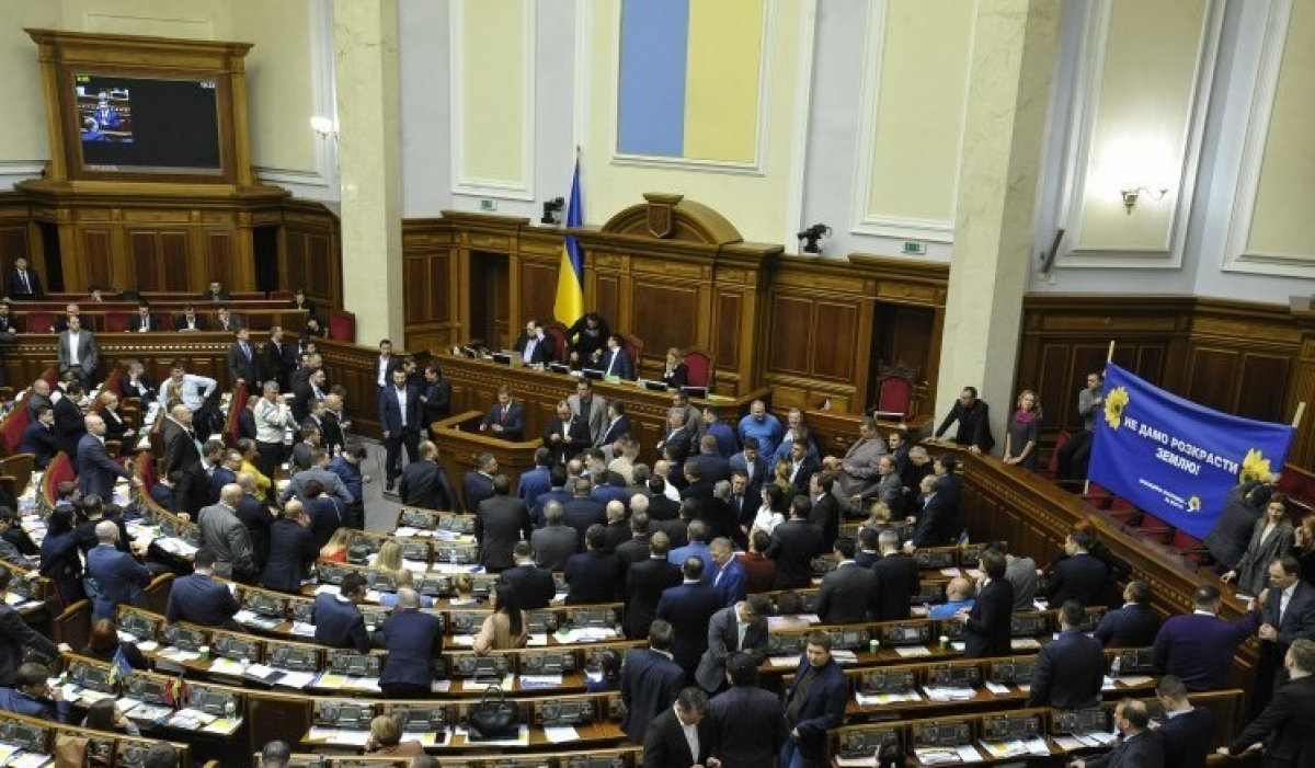 Открытие рынка земли в Украине: кто и как голосовал из депутатов Верховной Рады, детали