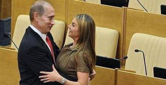 В лобовом ДТП в Москве погиб любимый водитель Путина – он знал все любовные секреты хозяина Кремля - СМИ