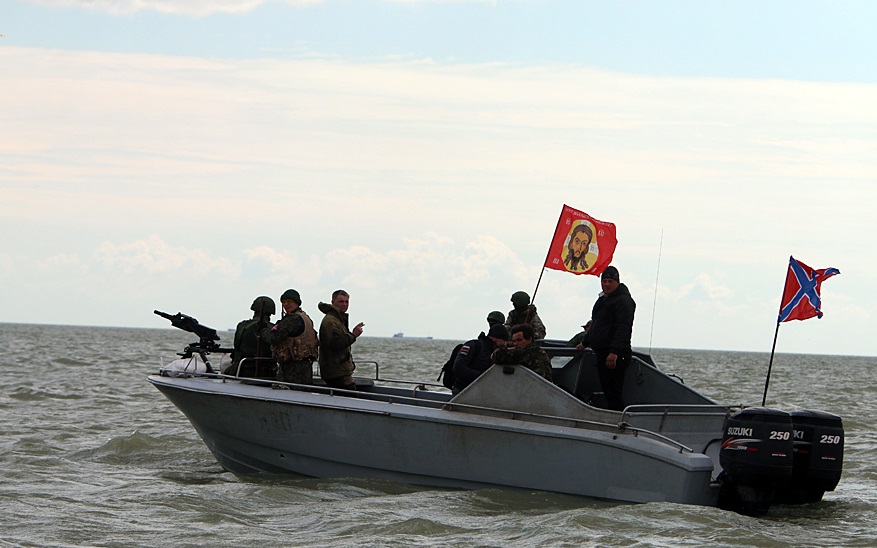 Боевики Захарченко на рыбацких лодках и прогулочных катерах готовятся к завоеванию мира
