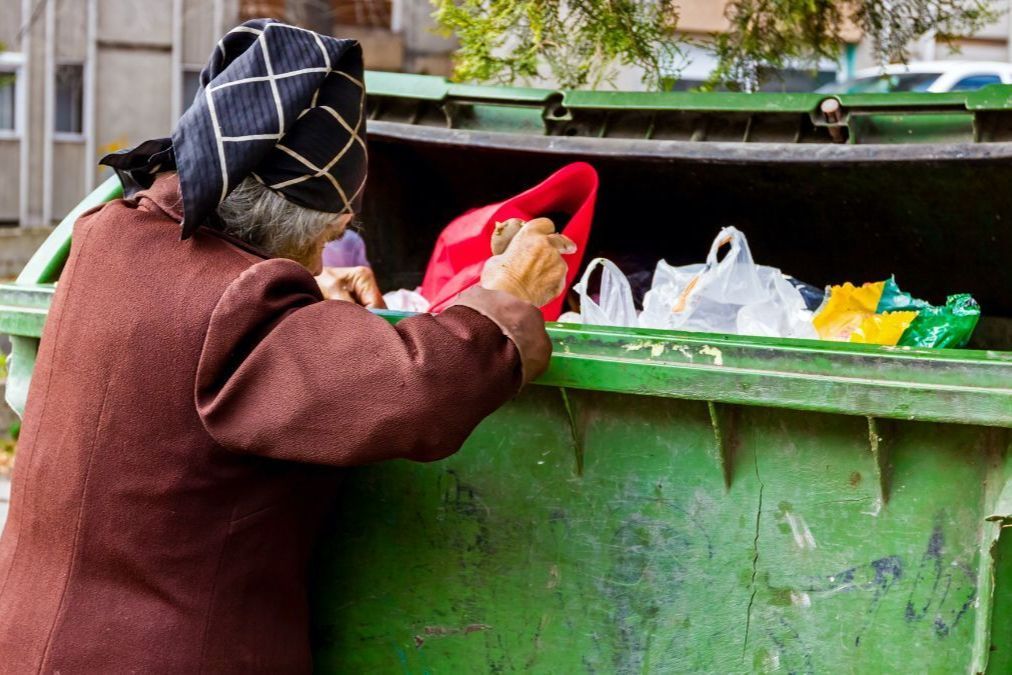 ​Россияне начали беднеть по-настоящему: экономика трещит под тяжестью войны