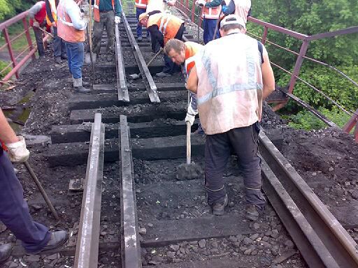 Почти 190 железнодорожных объектов повреждены в Донбассе в результате АТО