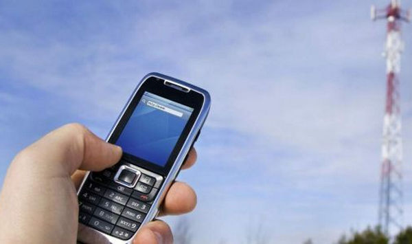 Мобильная связь в Донецке и Луганске появится уже 18 января: Vodafone выступил с обнадеживающим сообщением