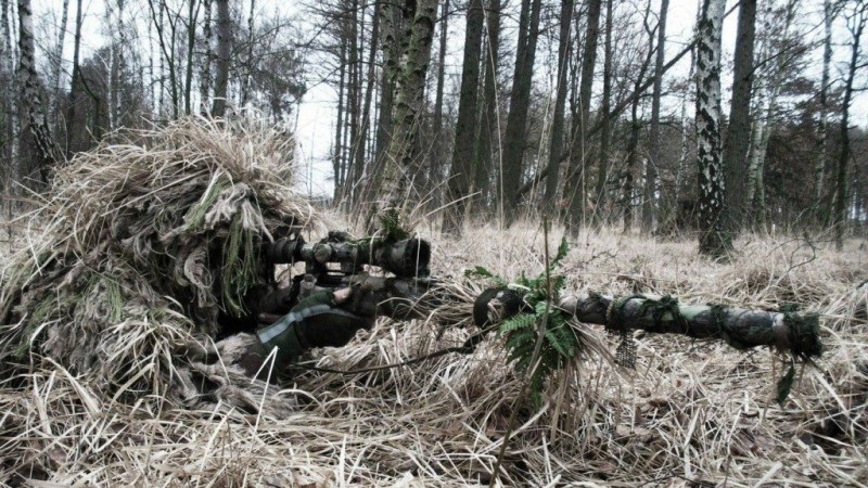 ​Террорист замешкался на несколько секунд и был ликвидирован: в районе Светлодарской дуги два бойца ВСУ отслеживали врага полдня