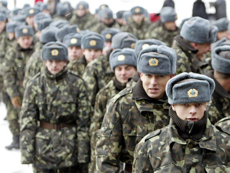 Главное за день 12 декабря: Украина увеличит армию и военный бюджет, Ходорковский готов возглавить Россию, реформа МВД Украины