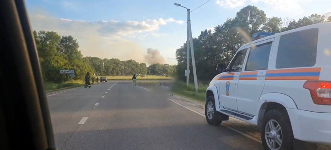 ​В Белогороде снова "хлопки" и пожар: власти срочно перекрывают дороги