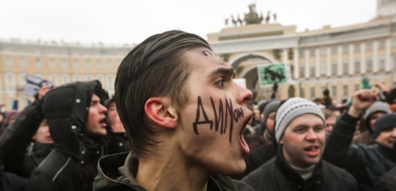 Не Москвою єдиною: у Санкт-Петербурзі силовики приступили до зачисток активістів