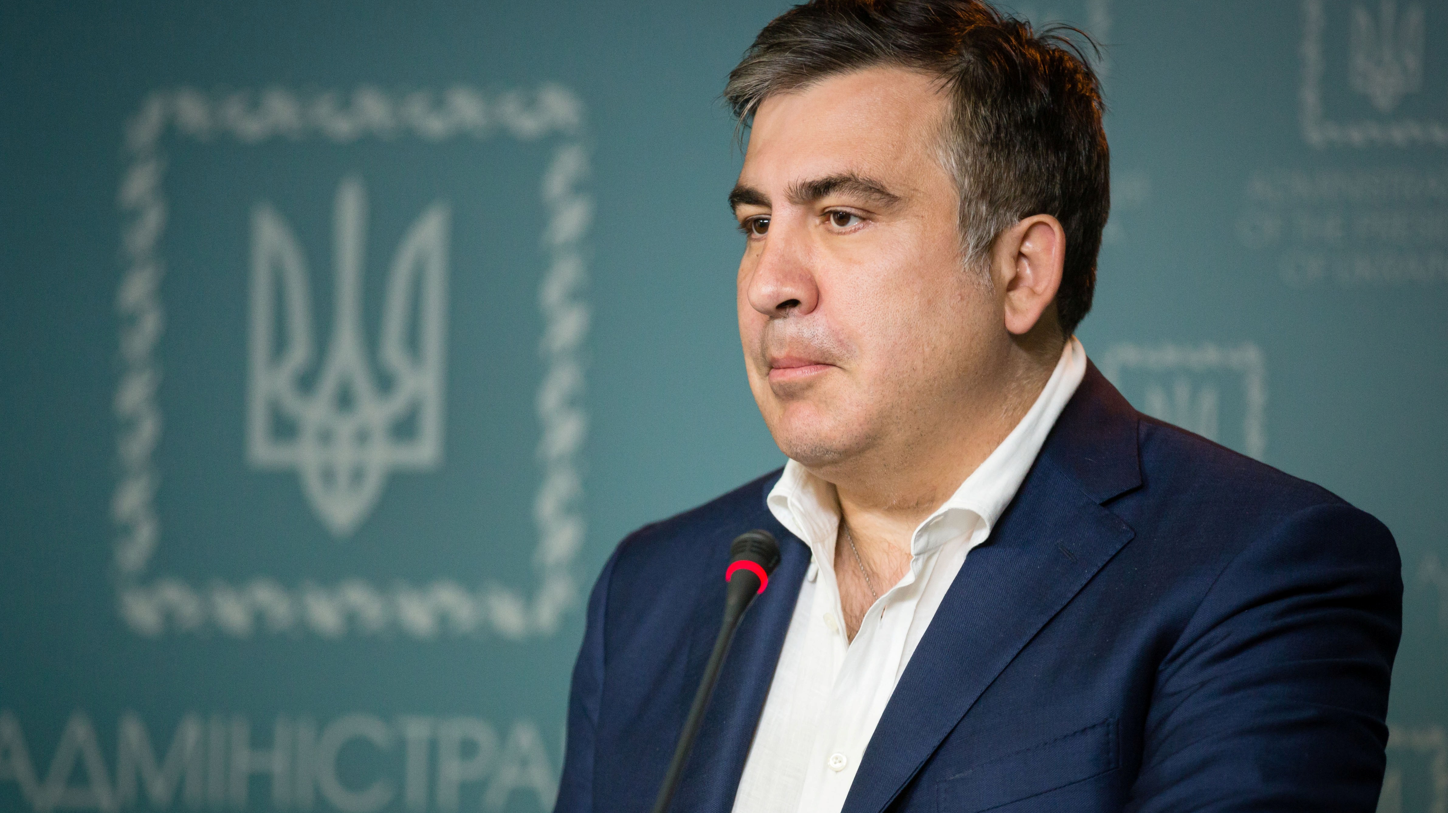 Пакт о "ненападении" или сговор: Саакашвили могут выдворить из Украины по запросу Грузии - источник в администрации Порошенко
