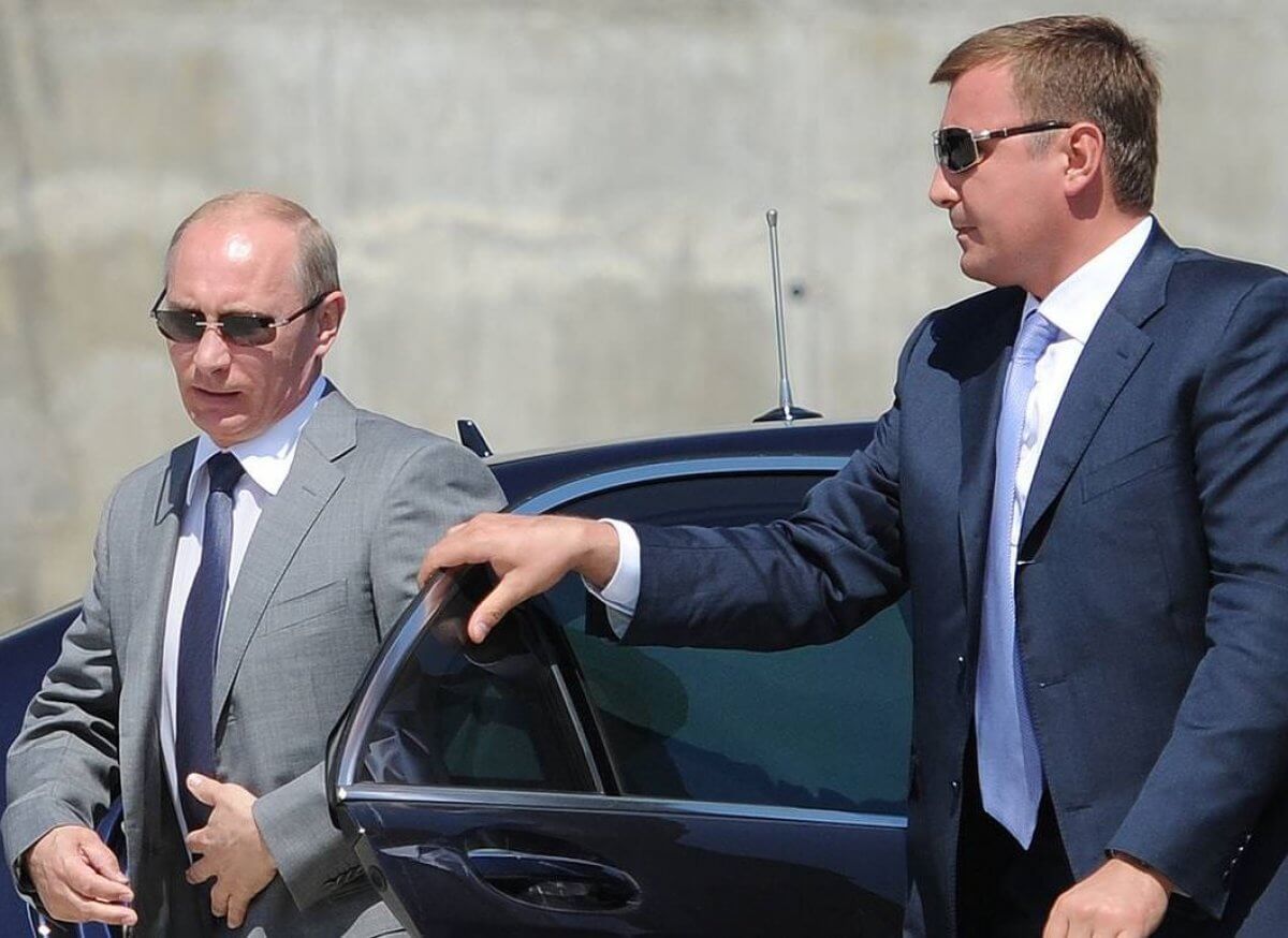 Охрана Путина готовится к госперевороту – в Москву стягивают технику