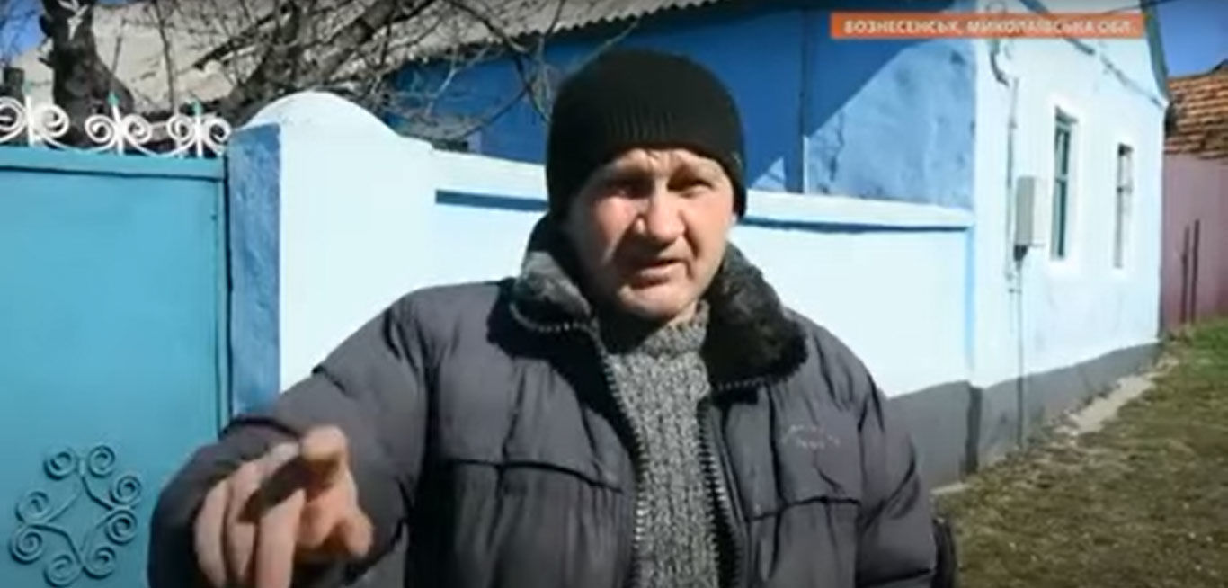 ​"Поговорили с ними по-русски... матом", – семья с Николаевщины выгнала со двора оккупантов