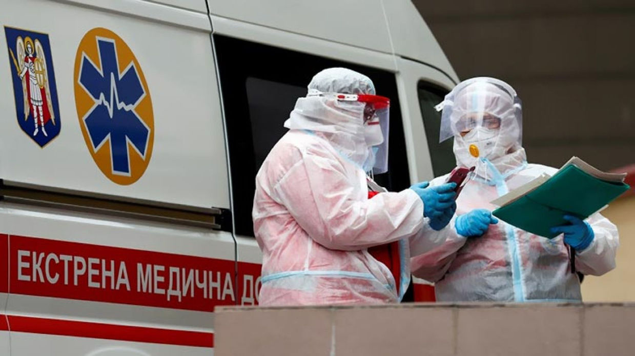 В Украине COVID заболели более 24 тысяч человек – в КШЭ предупредили о мощной новой волне