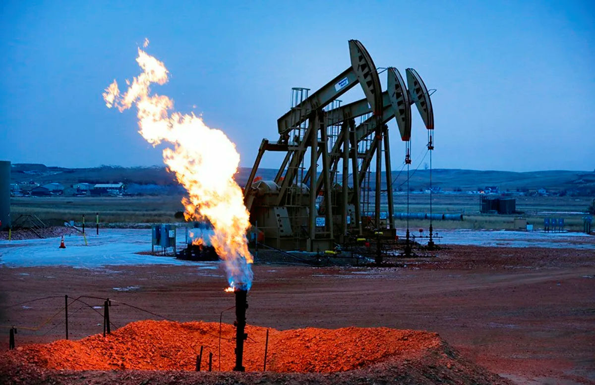 В России обвальное падение нефтегазовых доходов: дыра в бюджете разрастается 