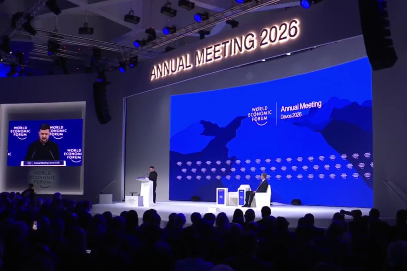 ​Зеленский в Давосе "прошелся" по Орбану: "Живет на европейские деньги и торгует интересами Европы"